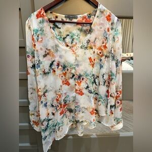 matty m Watercolor Hi Lo Front Blouse Size M